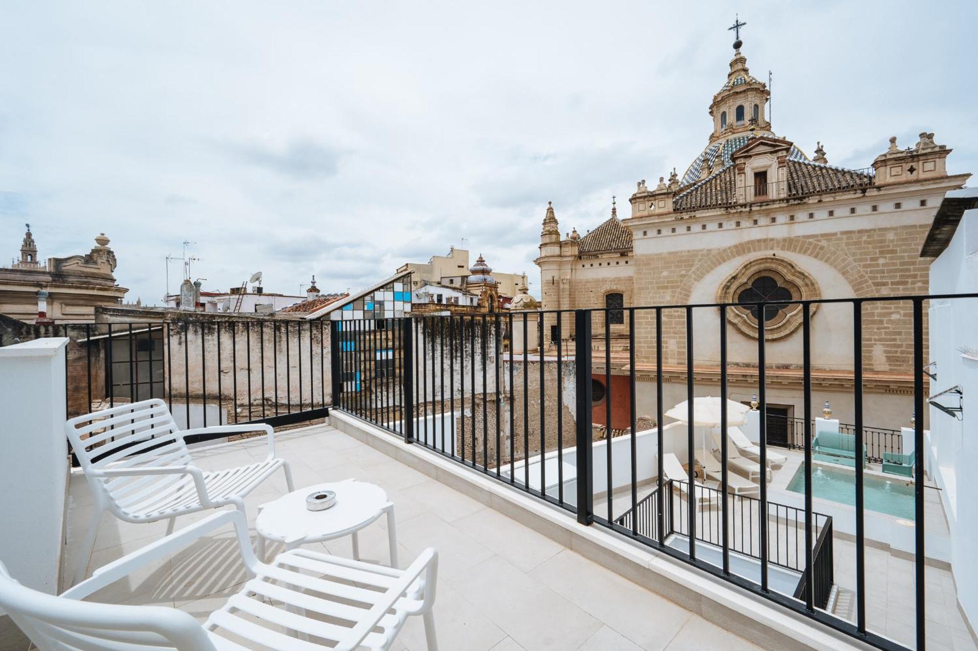 Ninesuites Cathedral Севиля Екстериор снимка